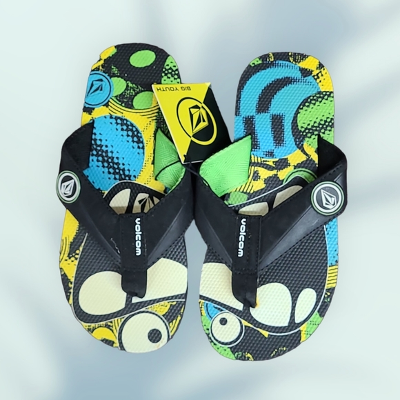 New Old Stock Volcom Sandals Big Youth Size US 4 - Picture 1 of 3